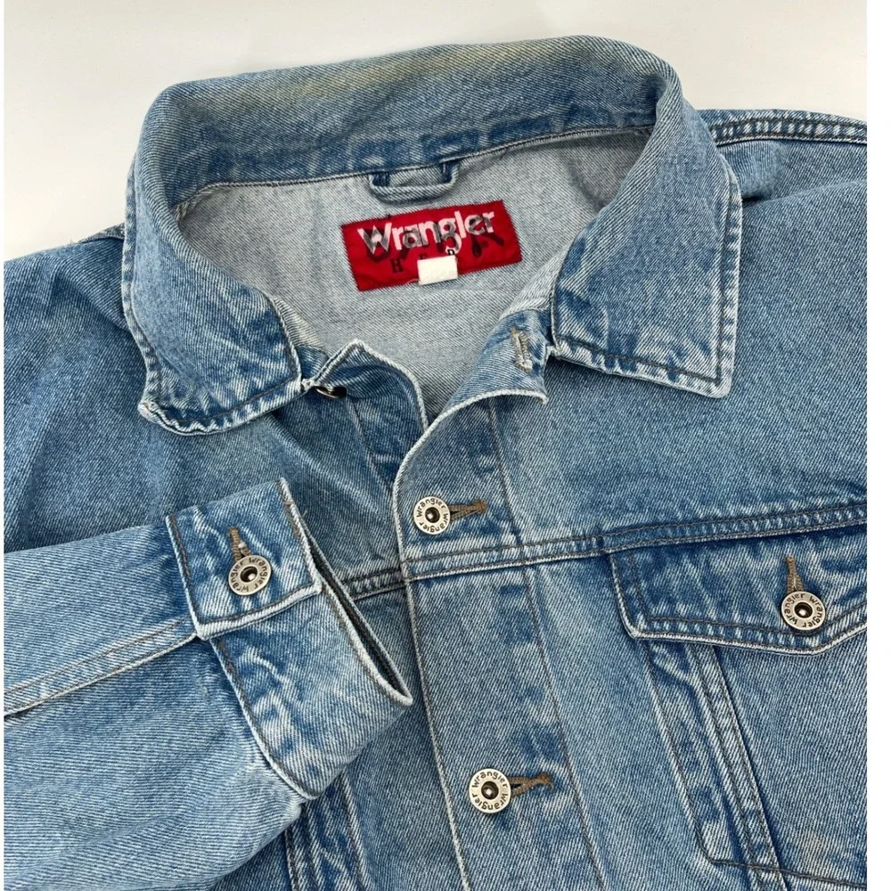 Wrangler Denim Trucker Jacket Mens XL Blue Hero Vintage Disstressed Button Up